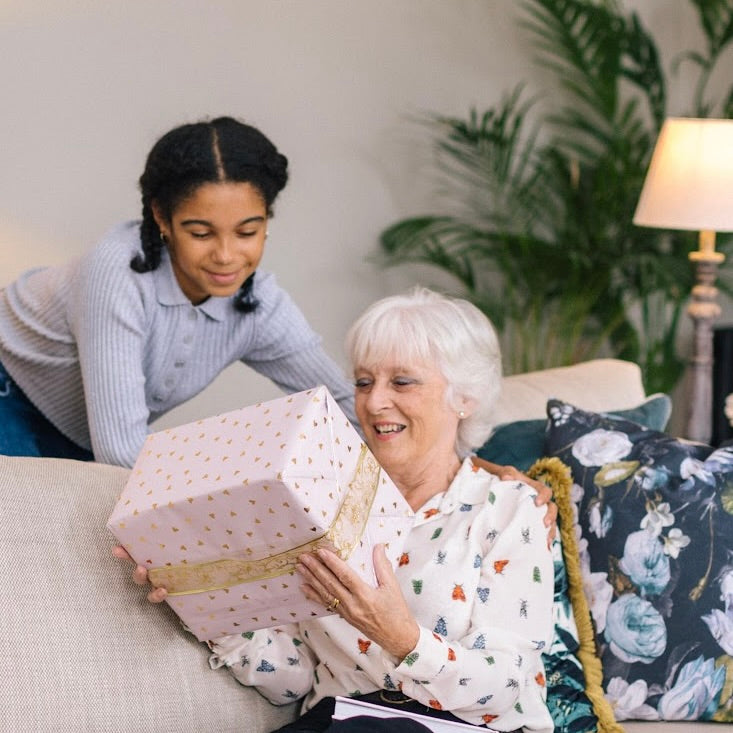 The Art of Gift-Giving: How to Choose the Perfect Gift Box